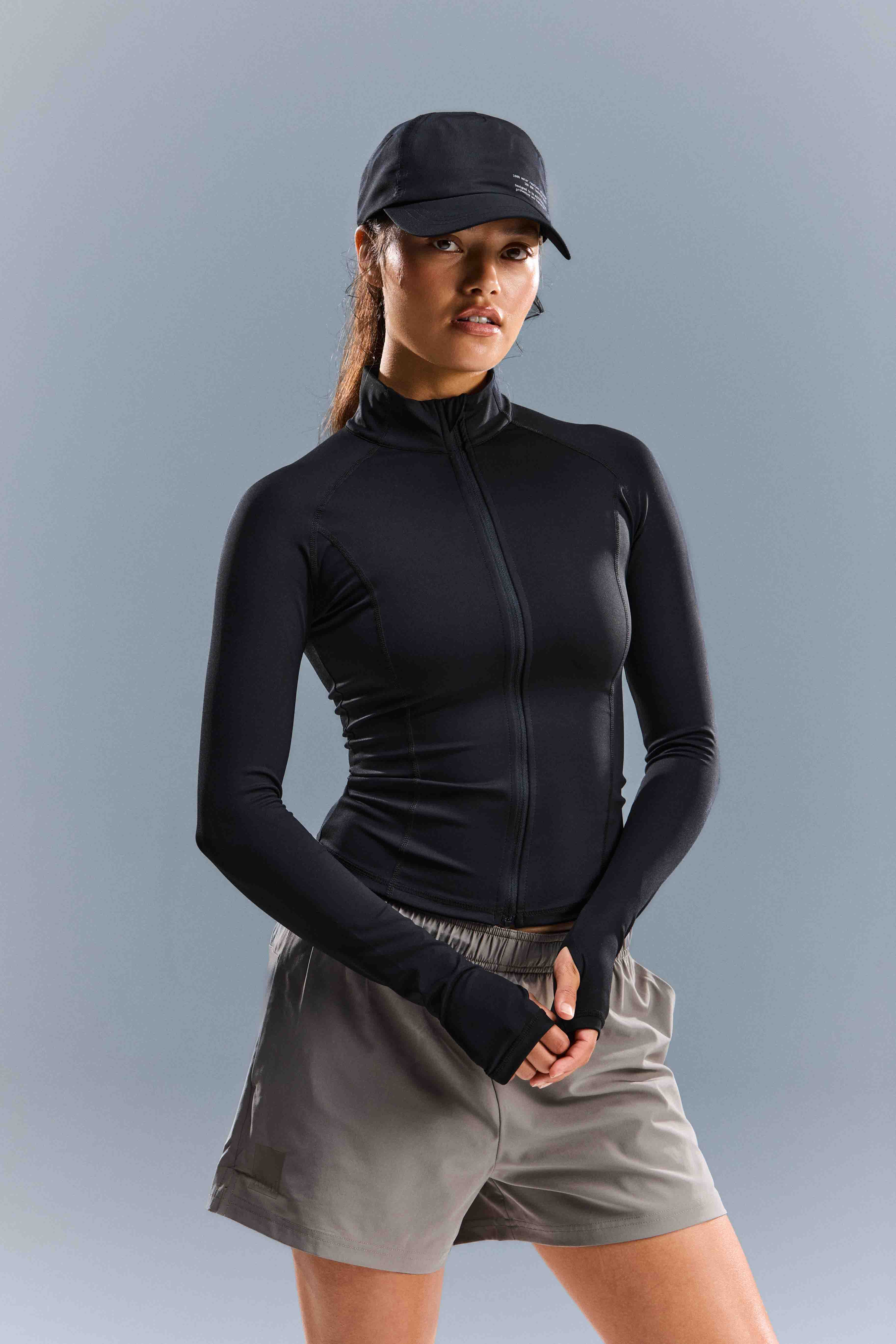 WOMEN'S MOTION SHORTS - WHOLEGRAIN