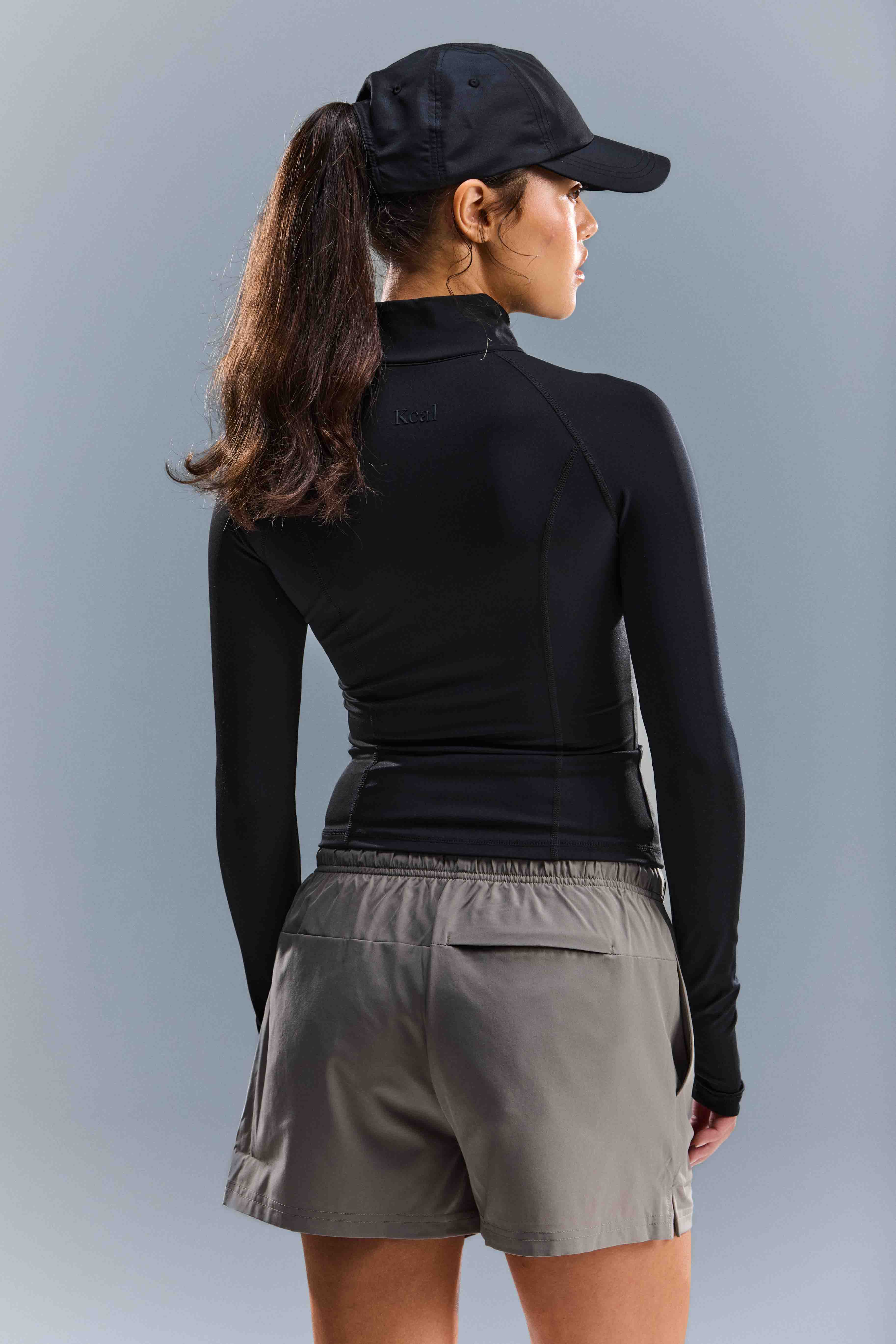 WOMEN'S MOTION SHORTS - WHOLEGRAIN