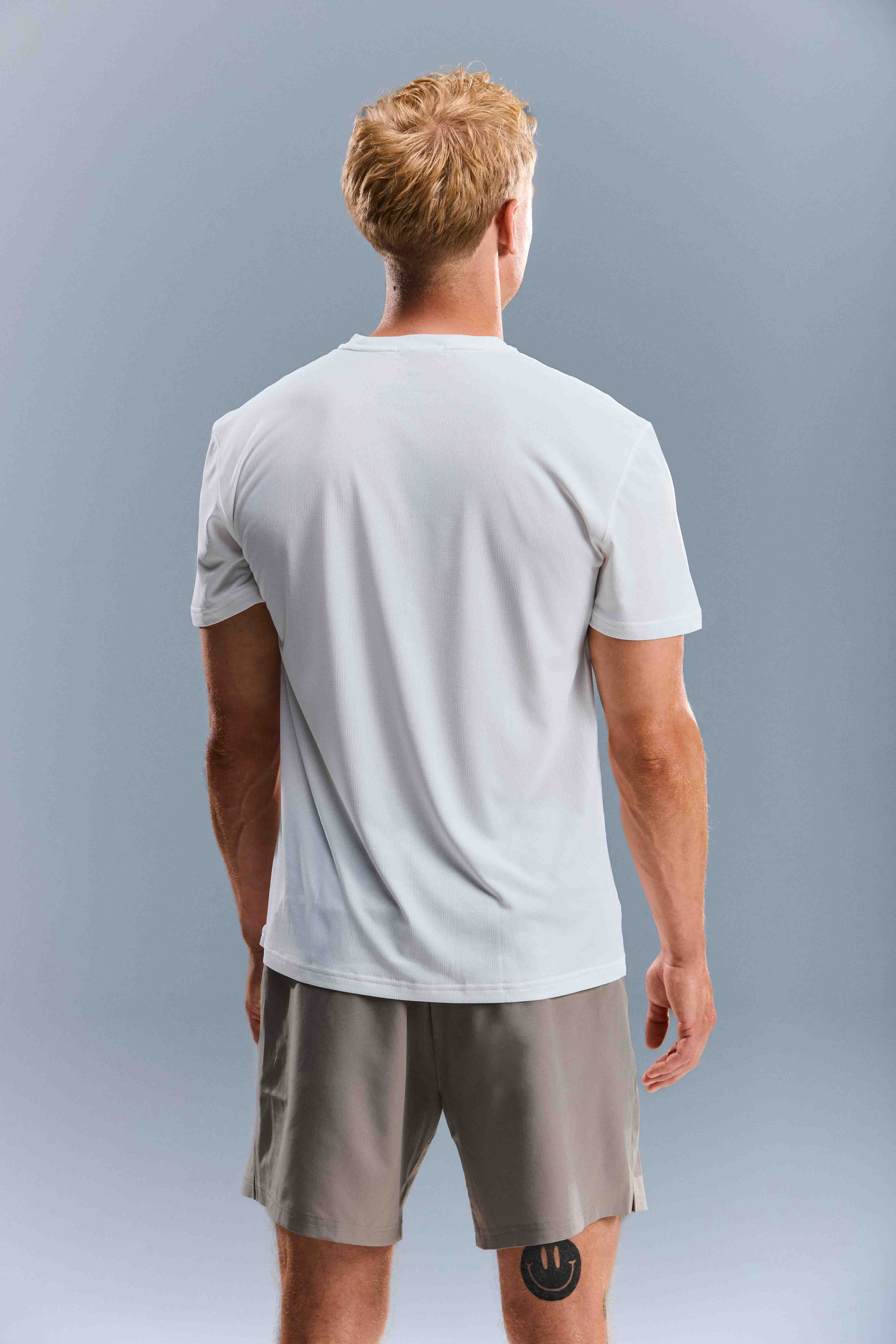 MEN'S MOTION TEE - SALTED WHITE