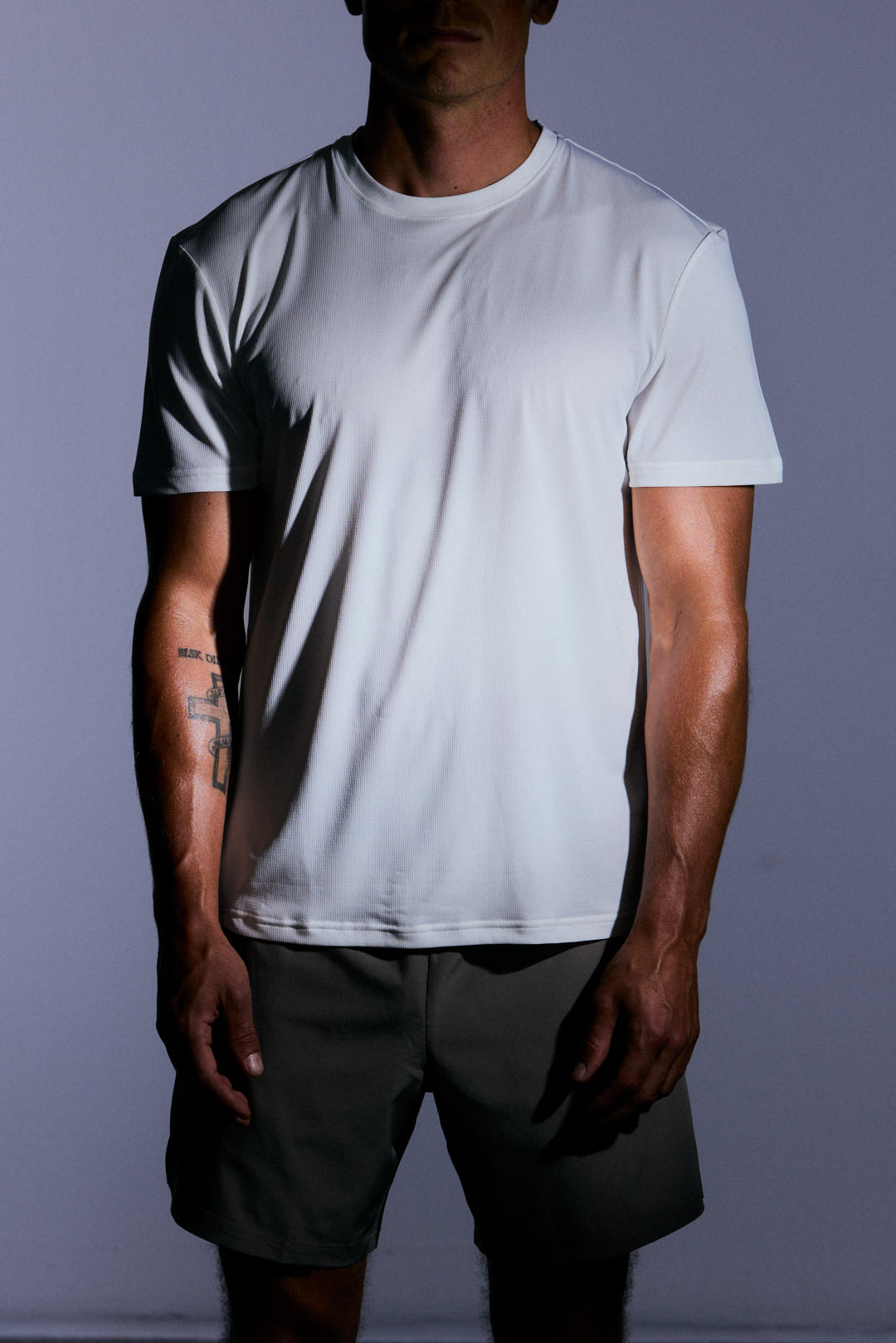 MEN'S MOTION TEE - SALTED WHITE