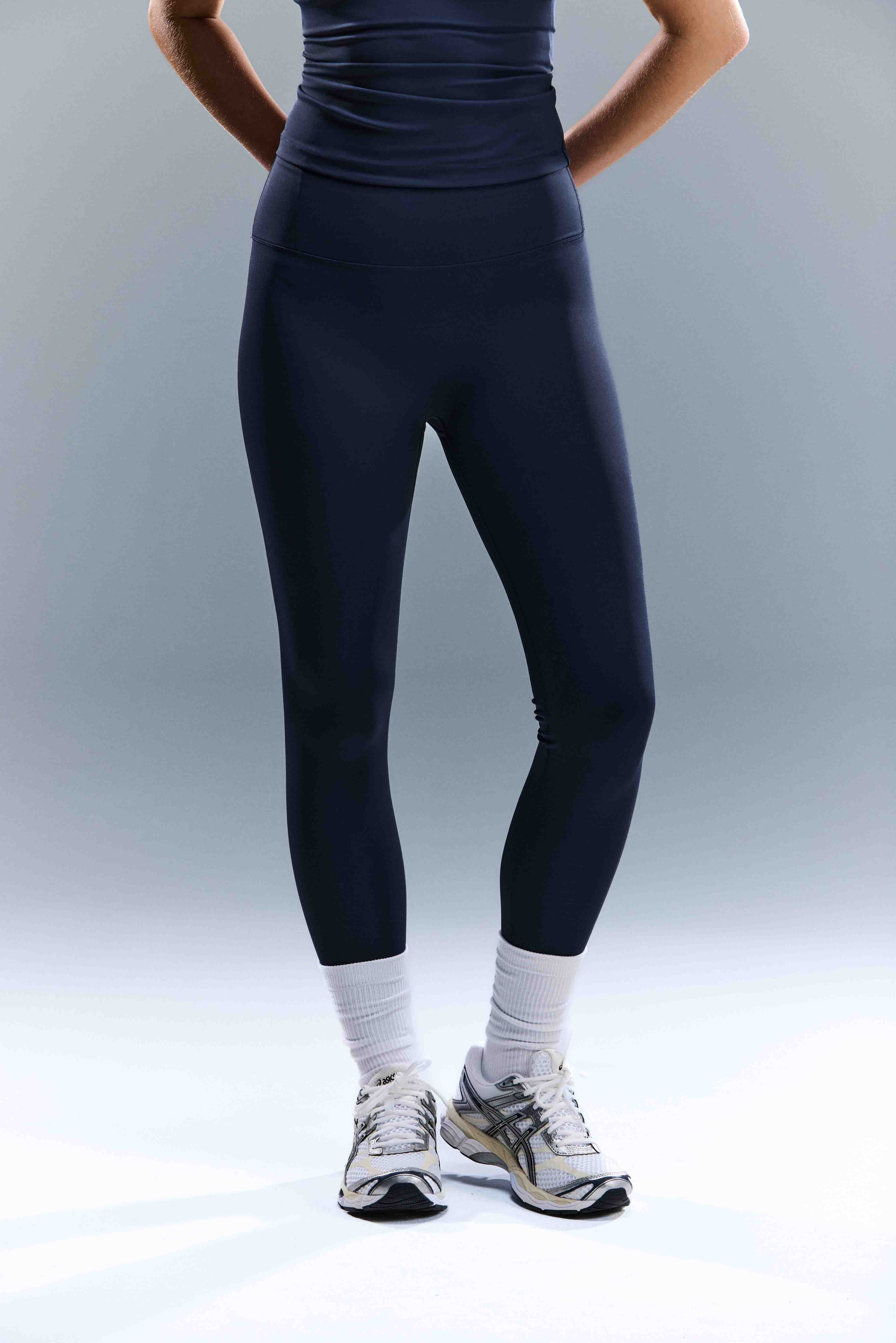 WOMEN'S CORE TIGHTS - TOASTED NAVY