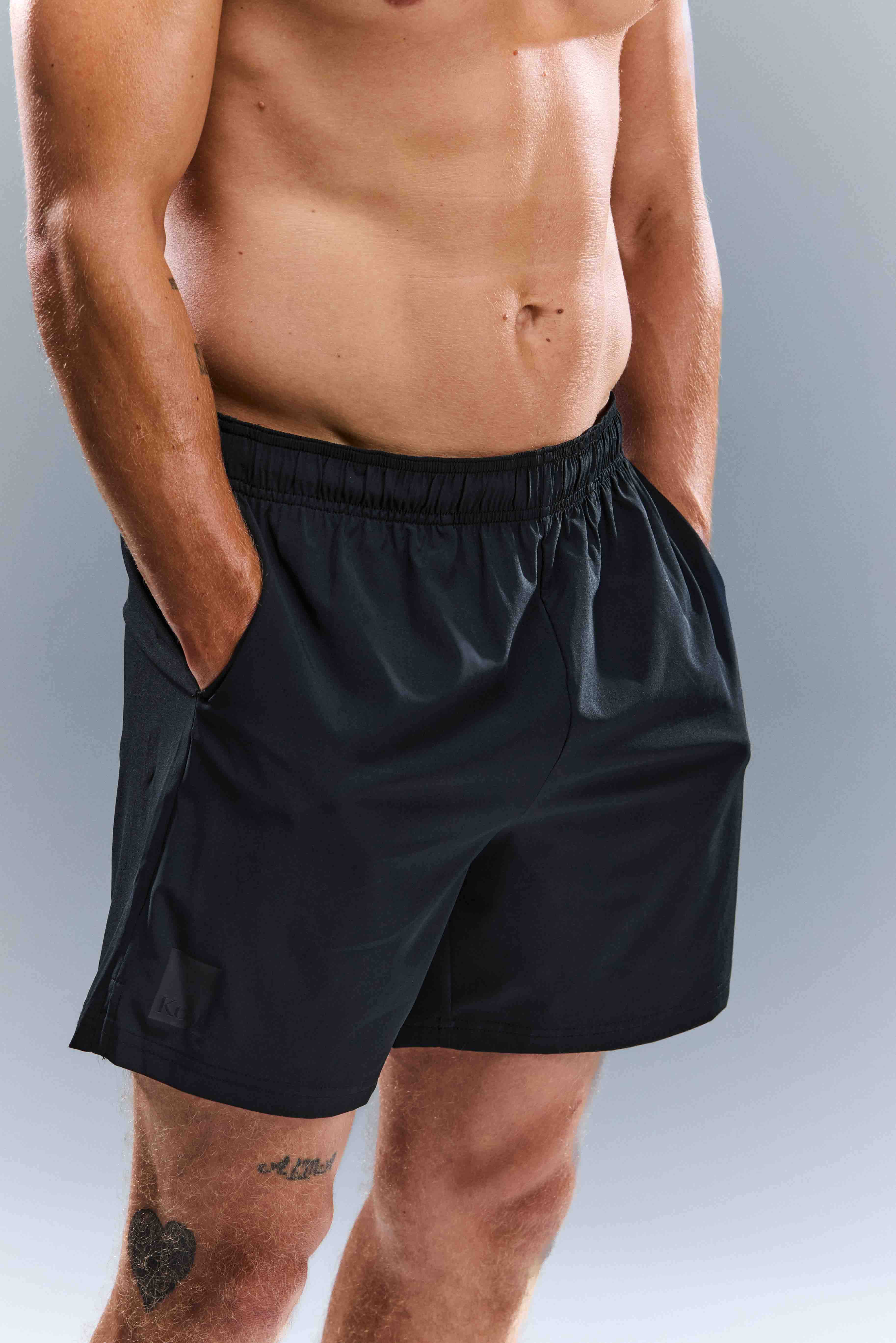 MEN'S MOTION SHORTS - BURNT BLACK