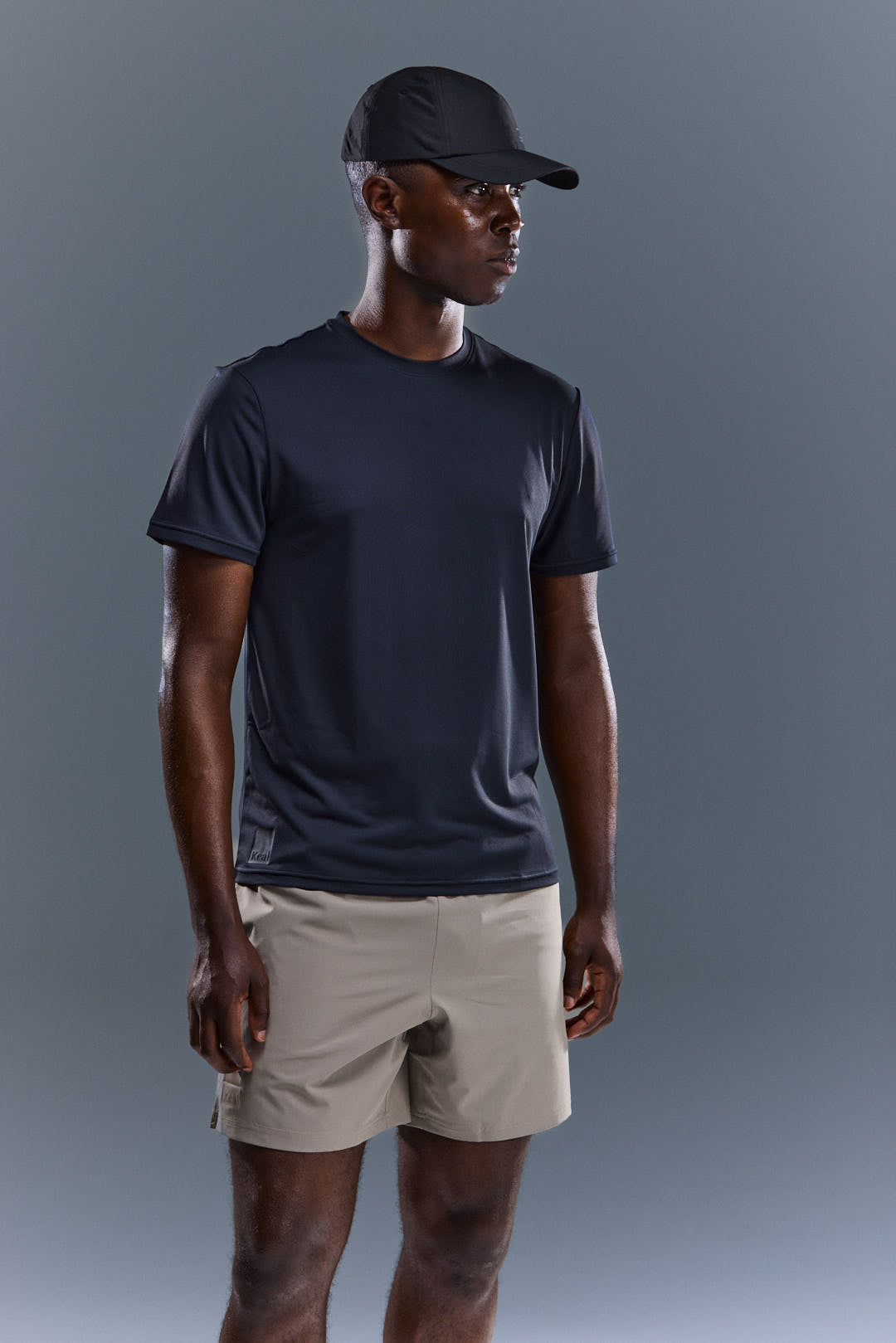 MEN'S MOTION TEE - BURNT BLACK
