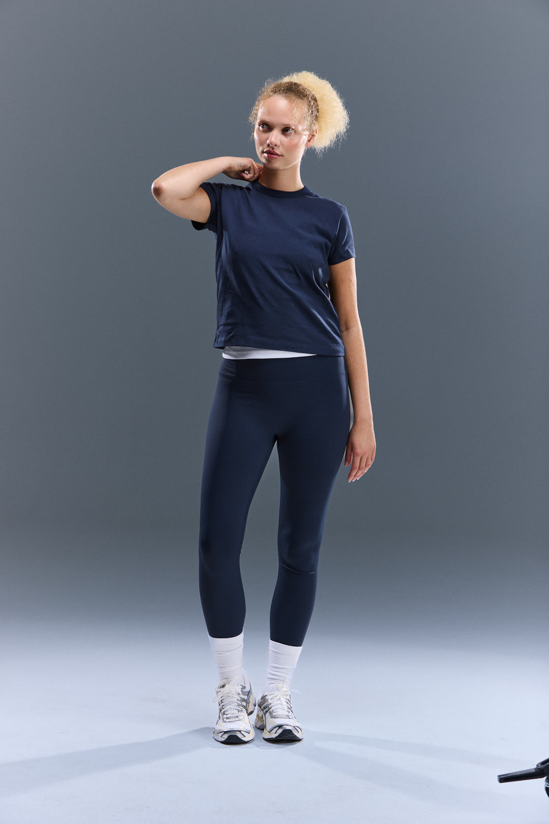 WOMEN'S RESET TEE - TOASTED NAVY