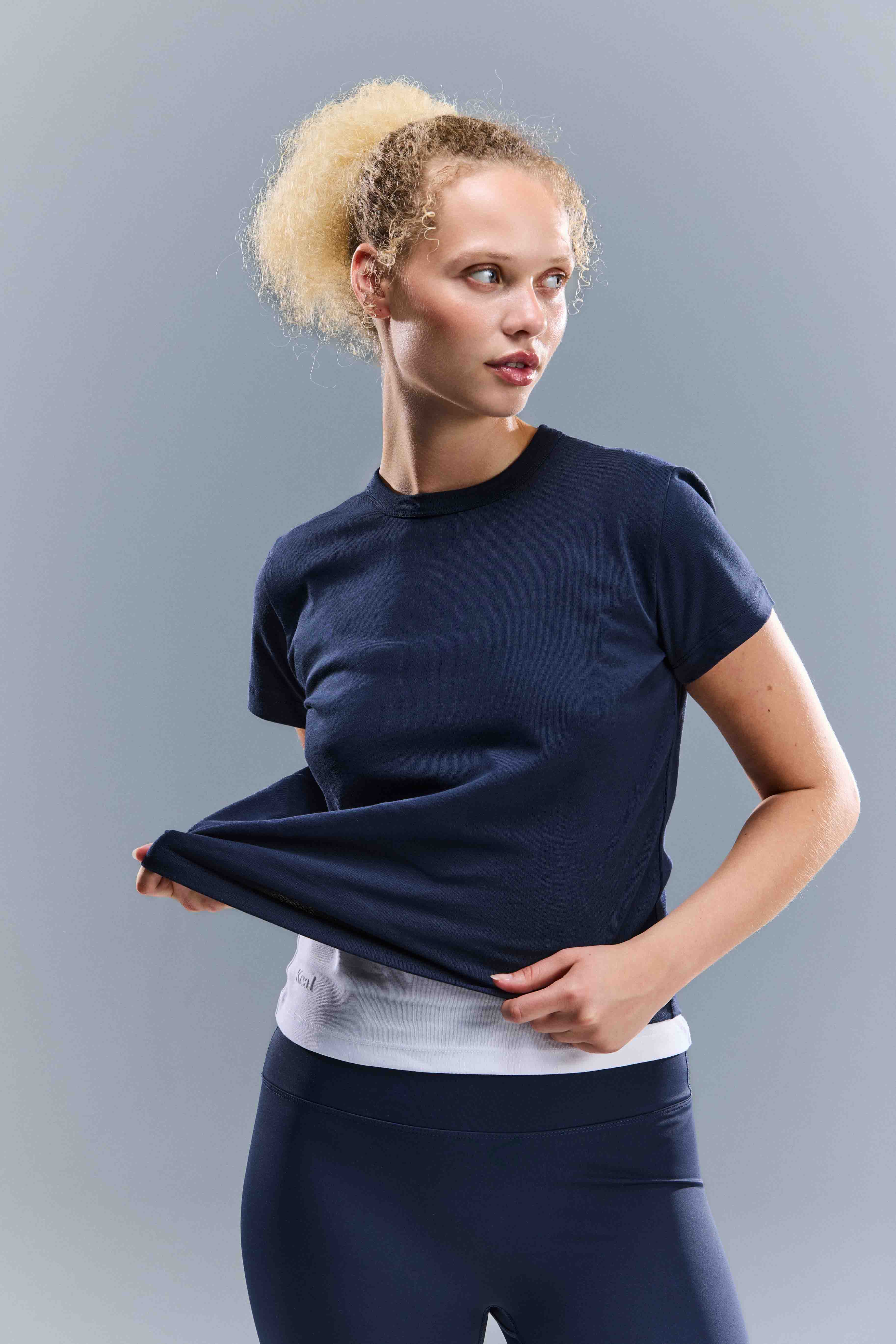 WOMEN'S RESET TEE - TOASTED NAVY