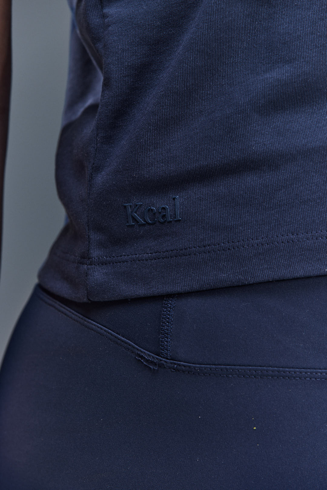 WOMEN'S RESET TEE - TOASTED NAVY