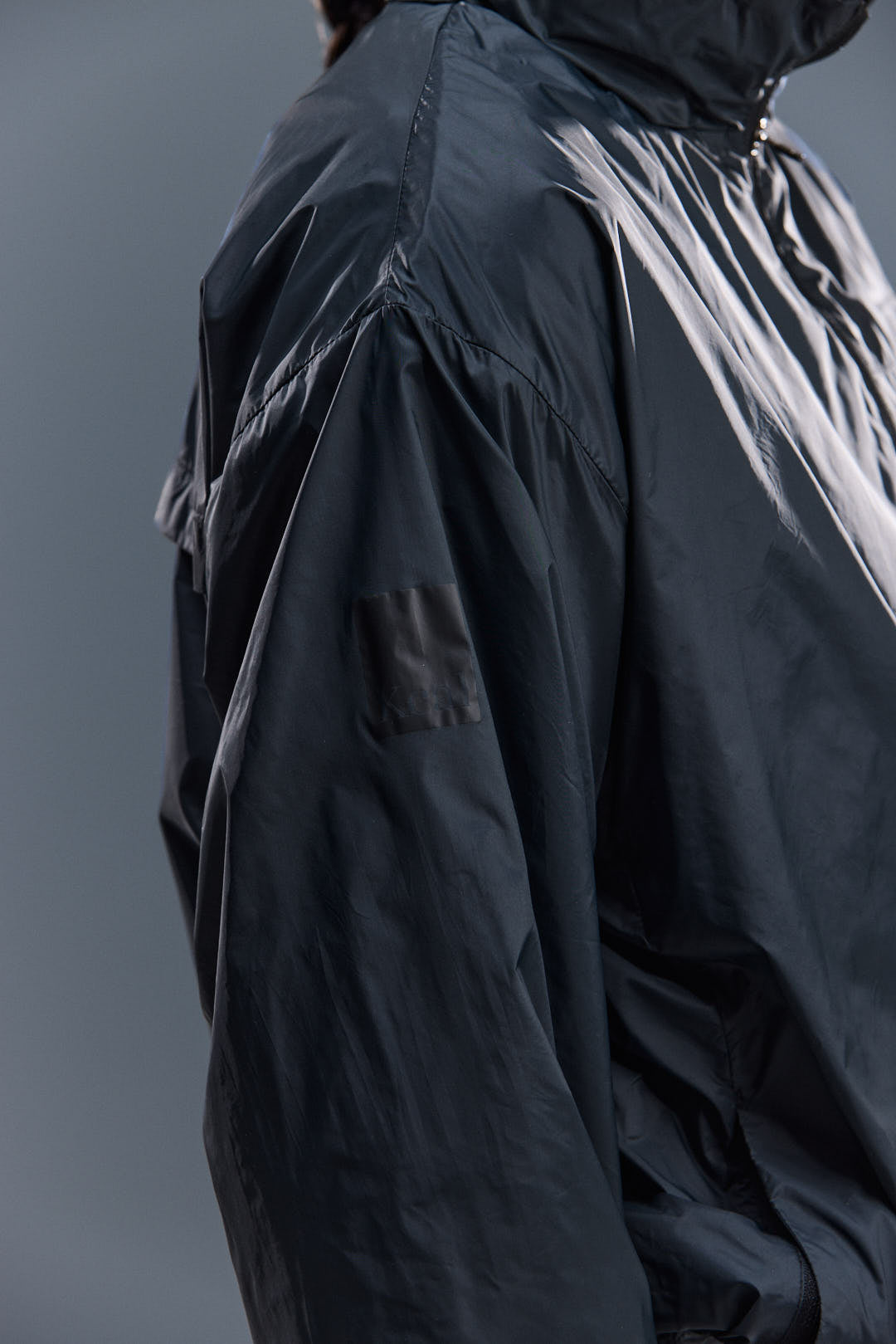 WOMEN'S MOTION JACKET - BURNT BLACK