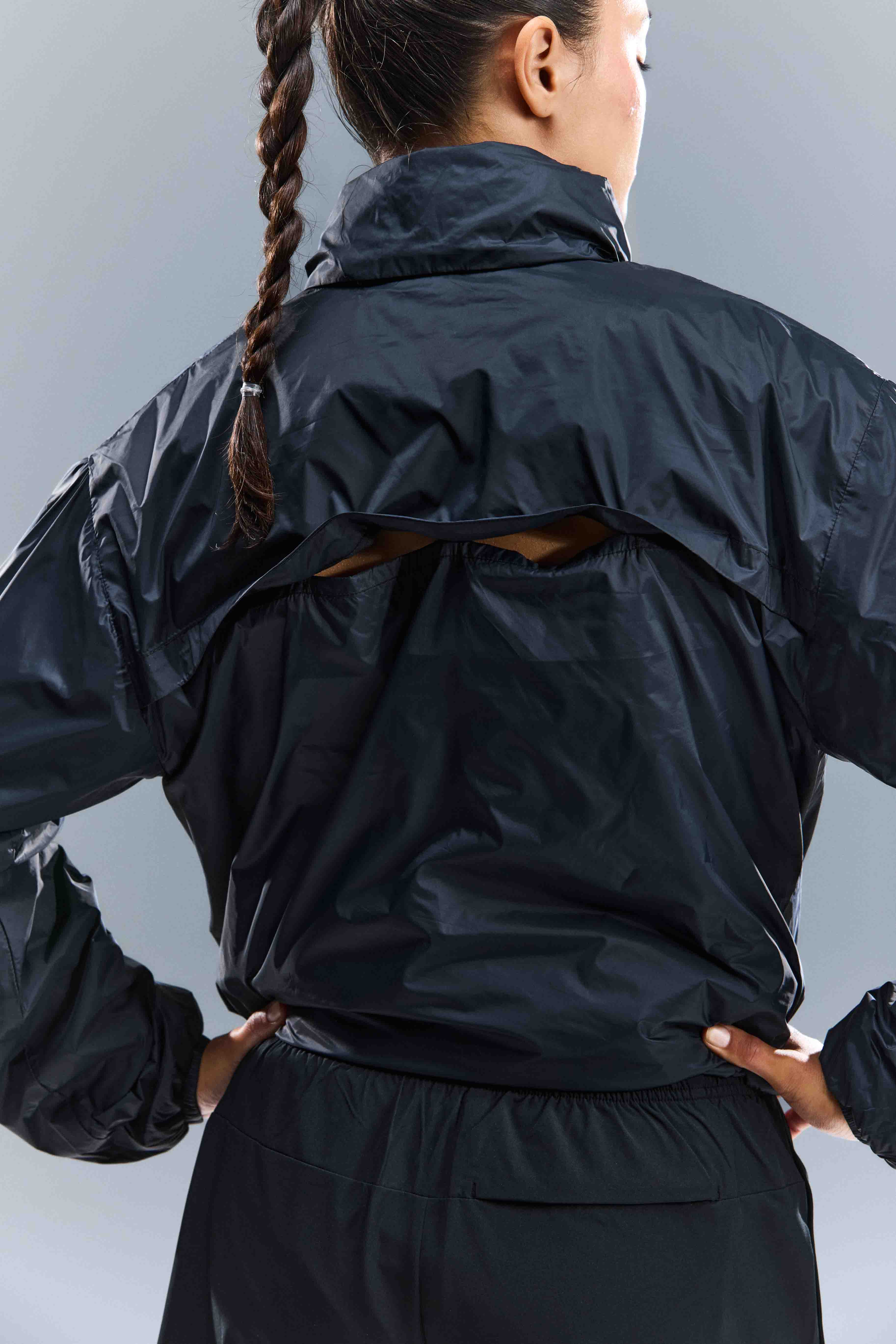 WOMEN'S MOTION JACKET - BURNT BLACK