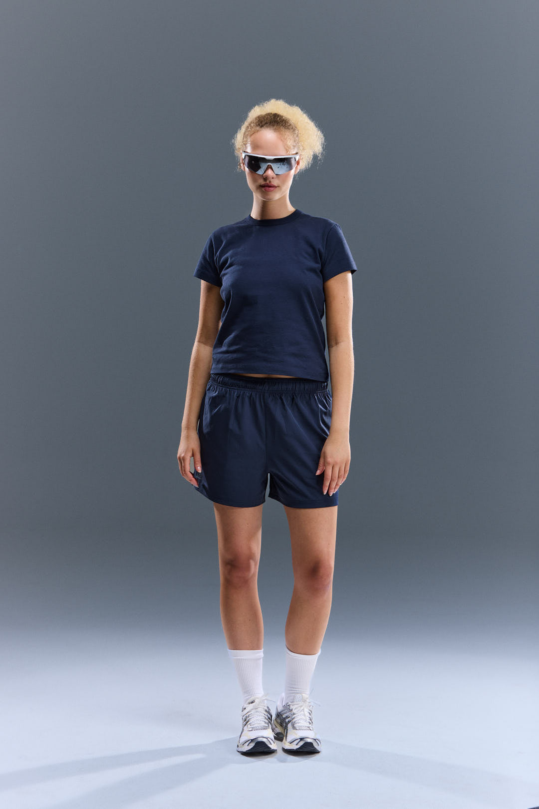 WOMEN'S MOTION SHORTS - TOASTED NAVY