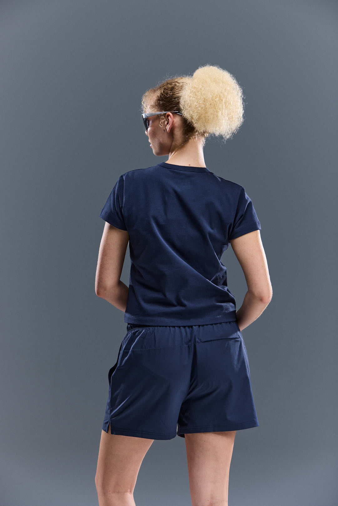 WOMEN'S MOTION SHORTS - TOASTED NAVY