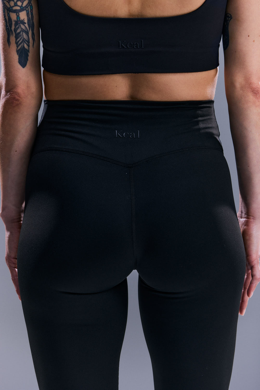 WOMEN'S CORE TIGHTS - BURNT BLACK