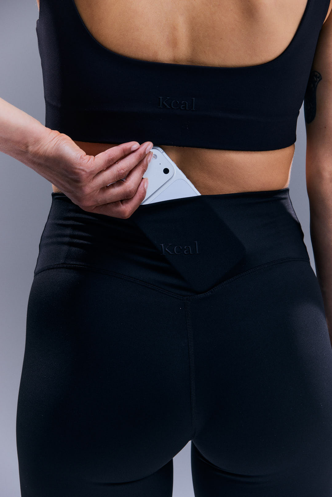 WOMEN'S CORE TIGHTS - BURNT BLACK