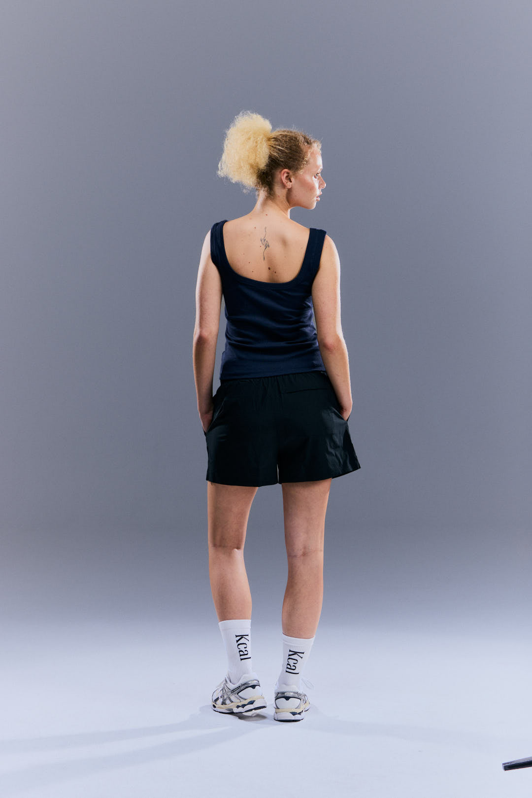 WOMEN'S RESET TANK - TOASTED NAVY
