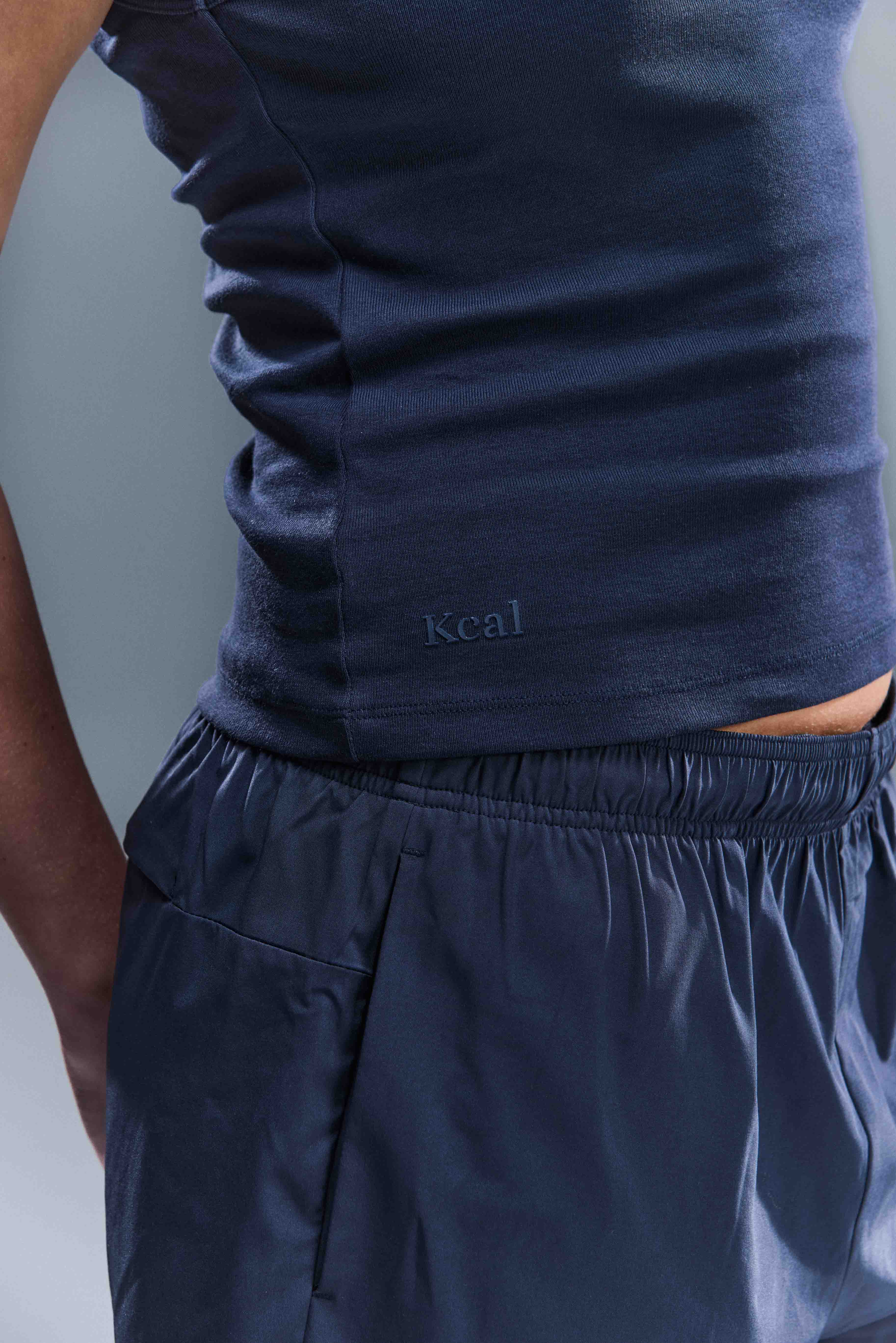 WOMEN'S RESET TANK - TOASTED NAVY