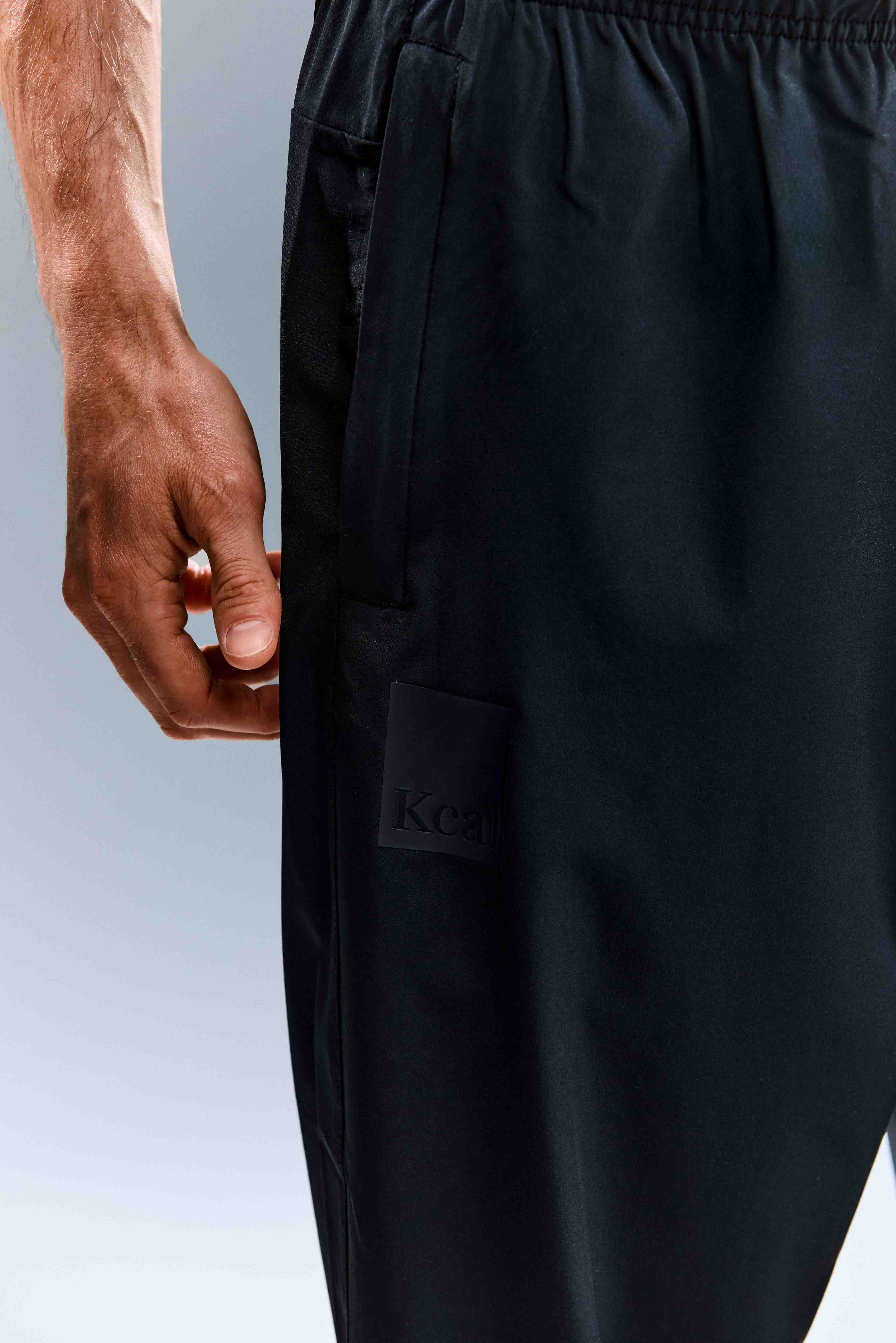 MEN'S MOTION PANTS - BURNT BLACK