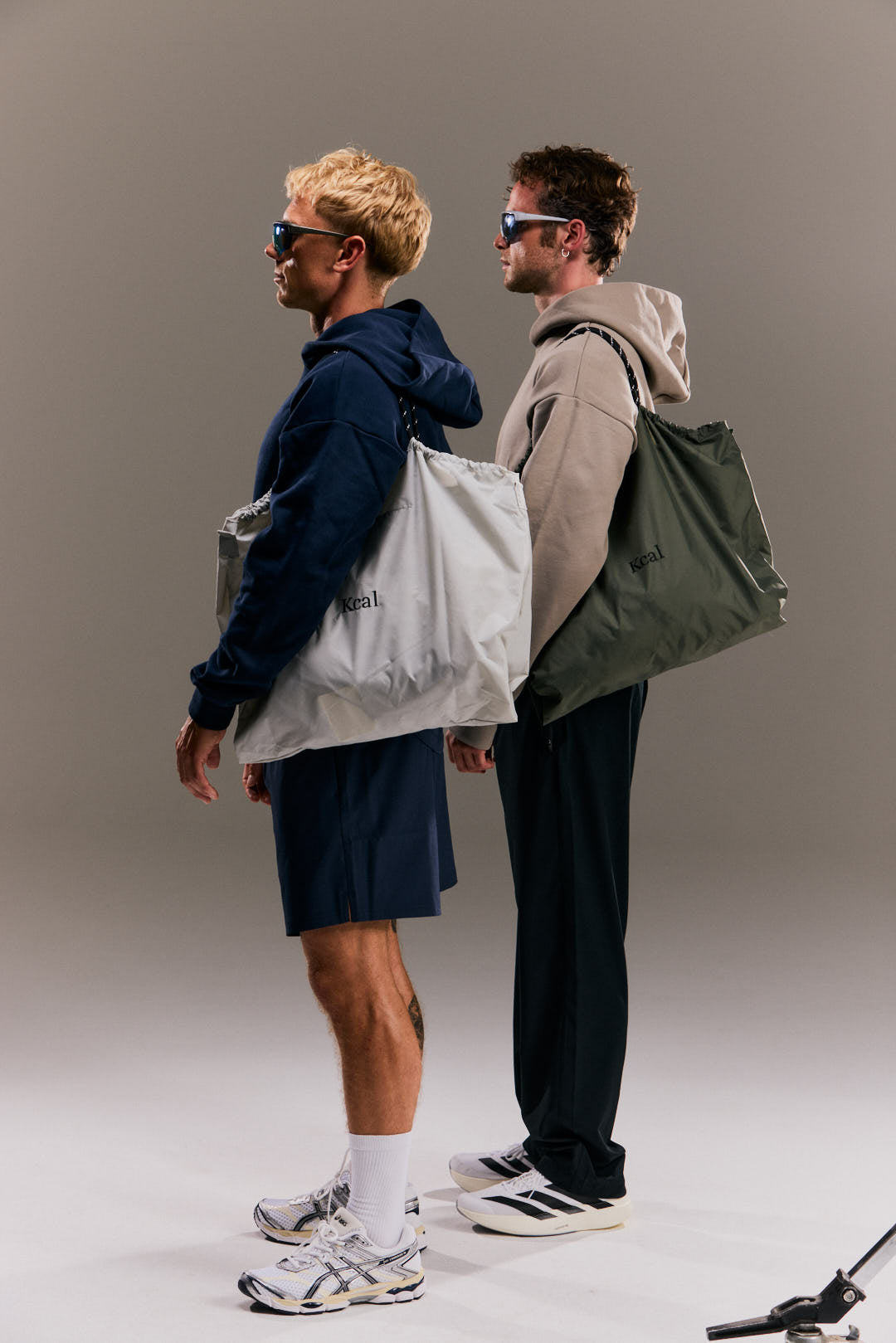 TECH TOTE - OYSTER GREY